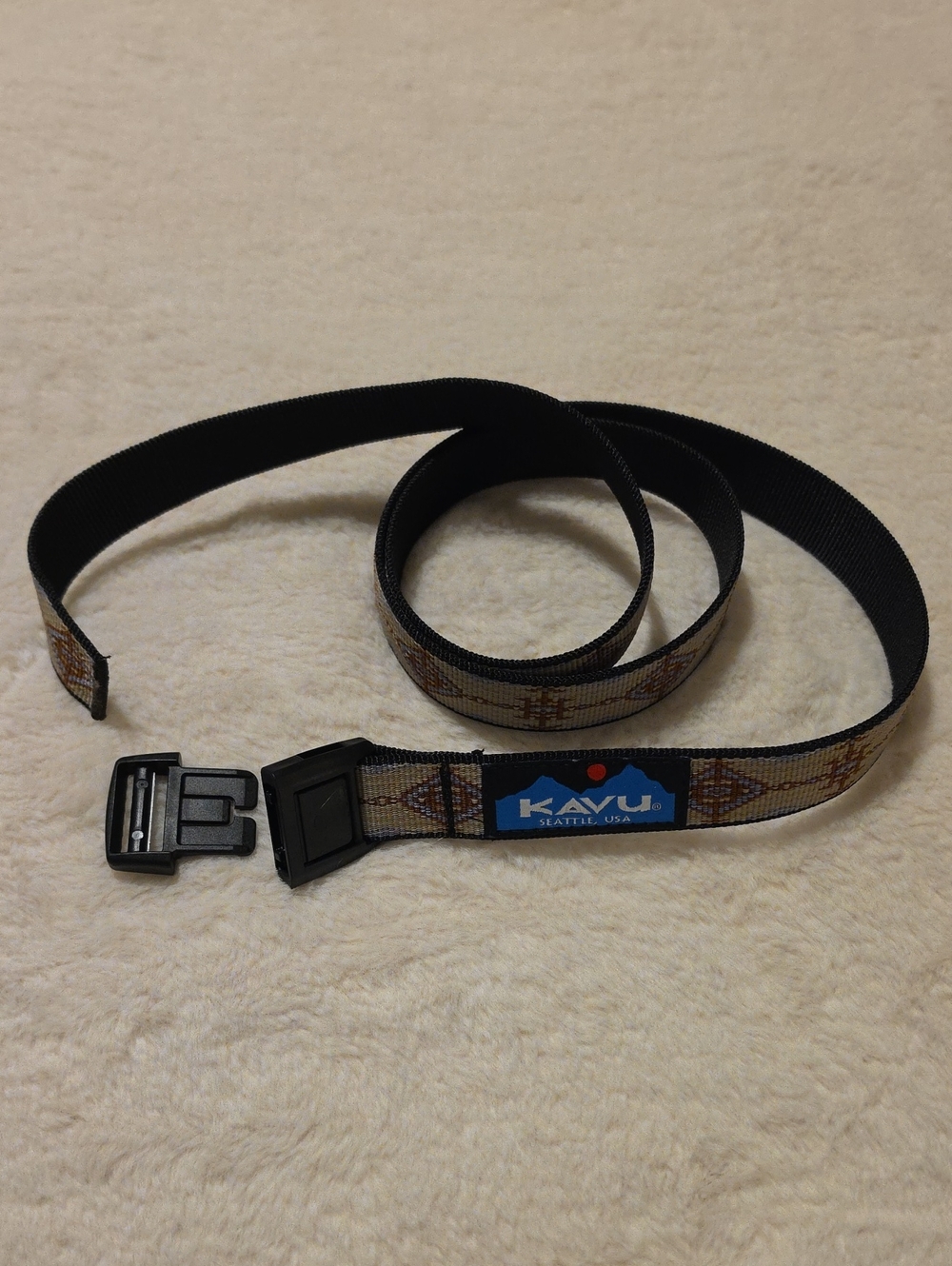 Kavu Men’s Black and Tan Patterned Web Belt
